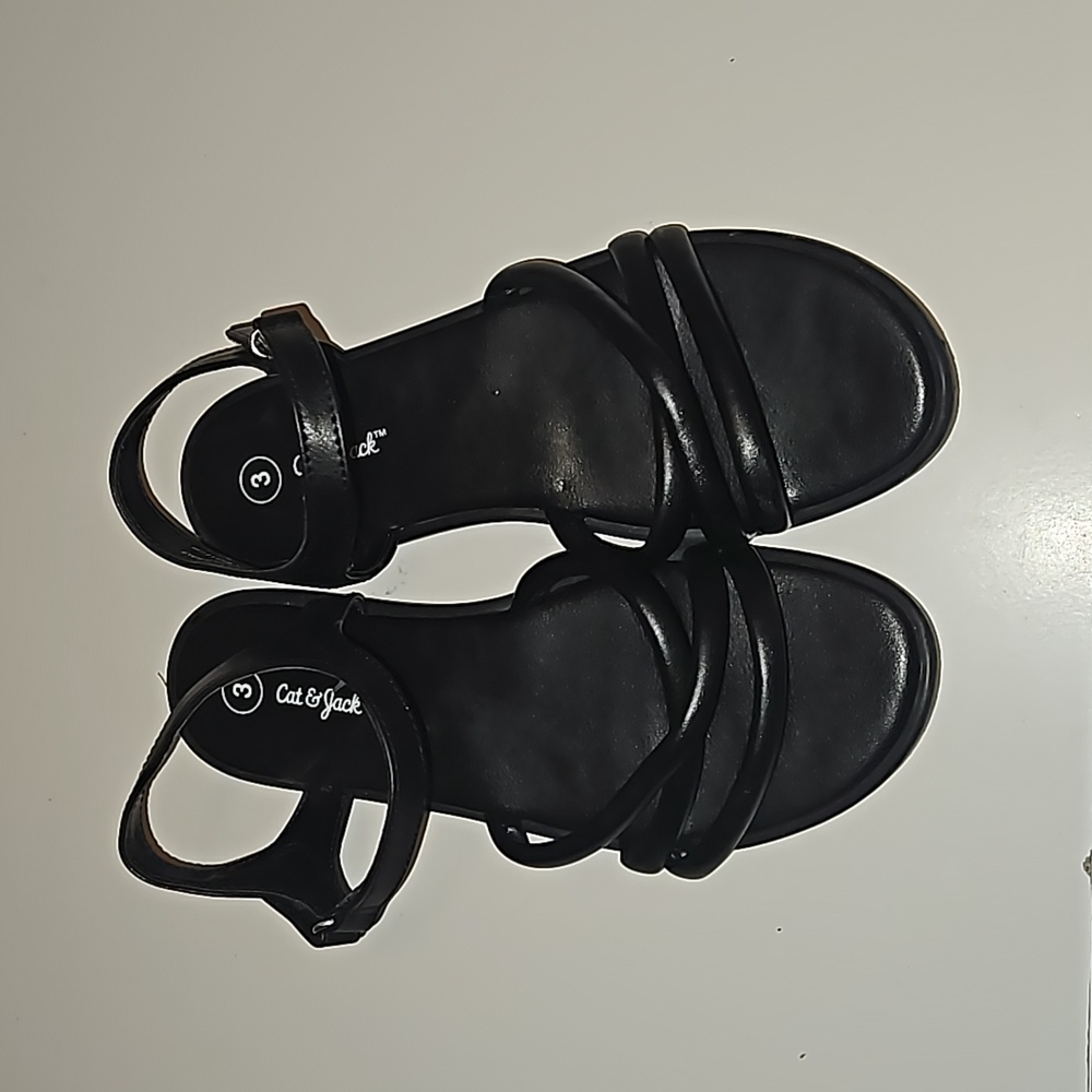 Bkack sandals for kids